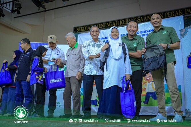 PROGRAM KEMBALI KE SEKOLAH – MPOGCF DAN HARIAN METRO DENGAN KERJASAMA PKPKM